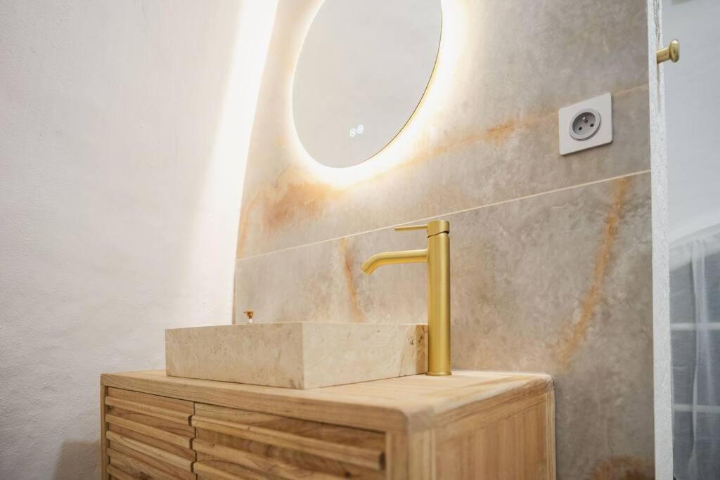 וינה Le Temple D'Aphrodite, Appartement Avec Spa מראה חיצוני תמונה