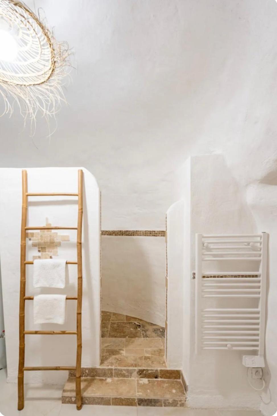 וינה Le Temple D'Aphrodite, Appartement Avec Spa מראה חיצוני תמונה