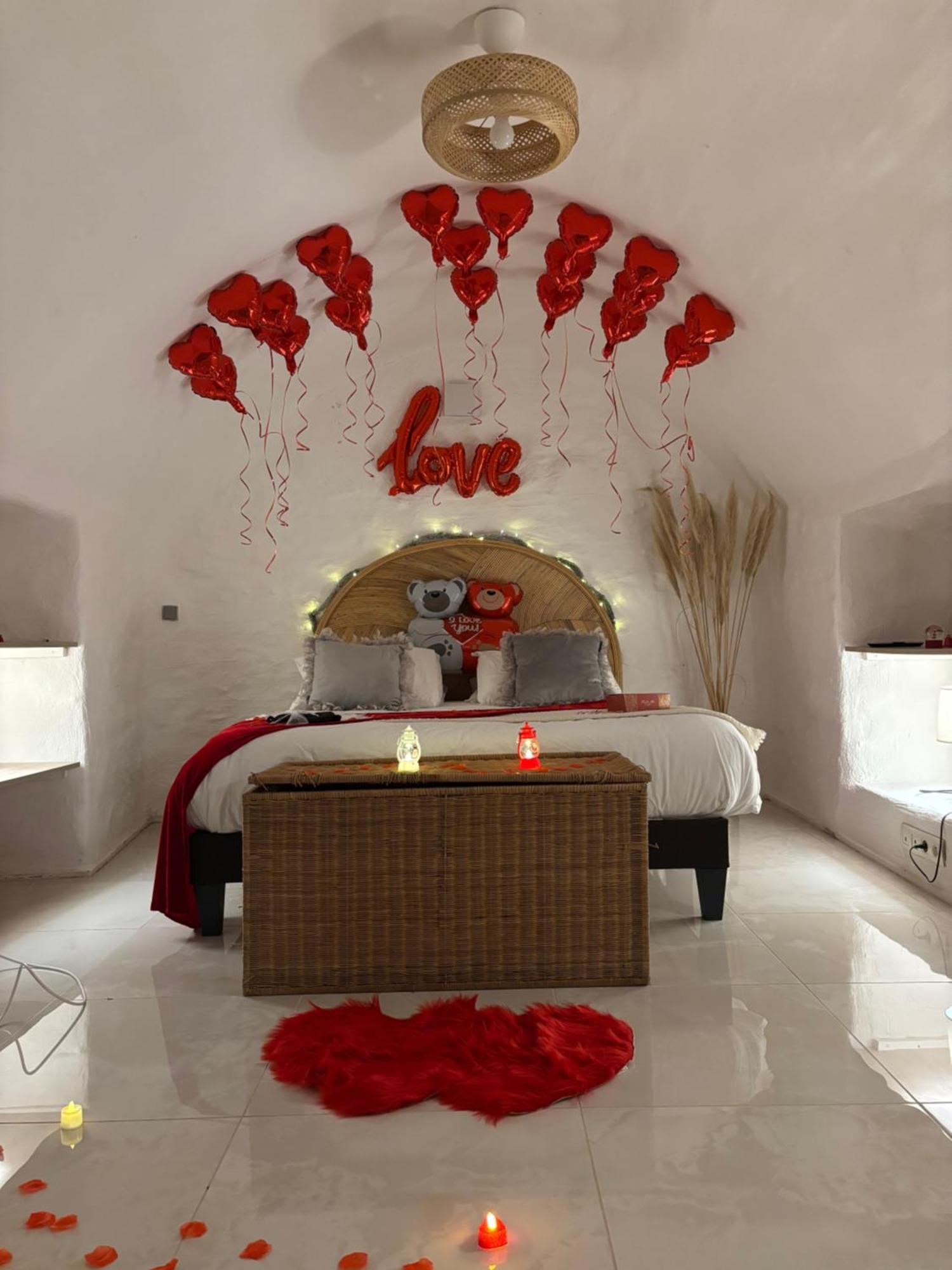 וינה Le Temple D'Aphrodite, Appartement Avec Spa מראה חיצוני תמונה